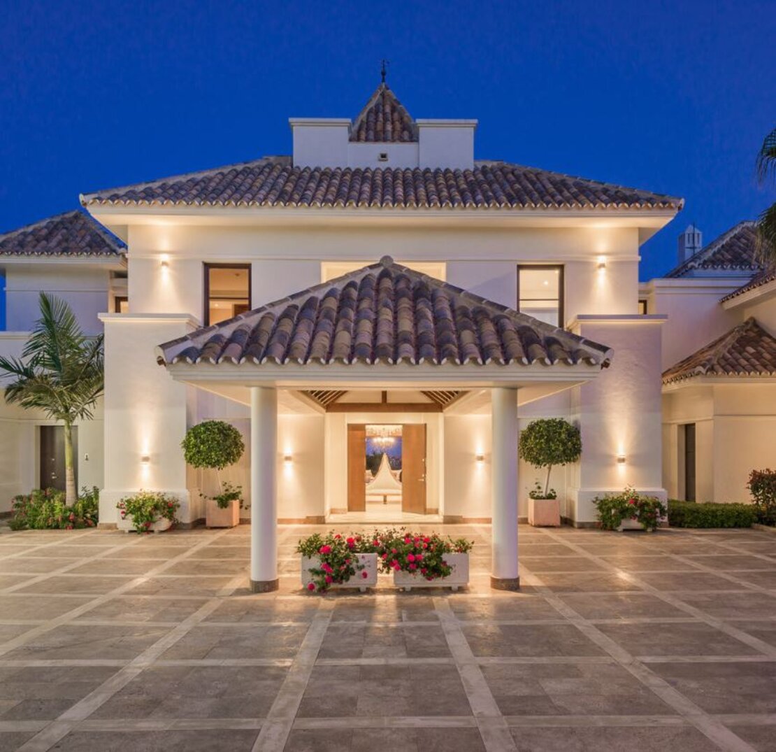 The Marbella property buyer´s guide By Christopher Clover