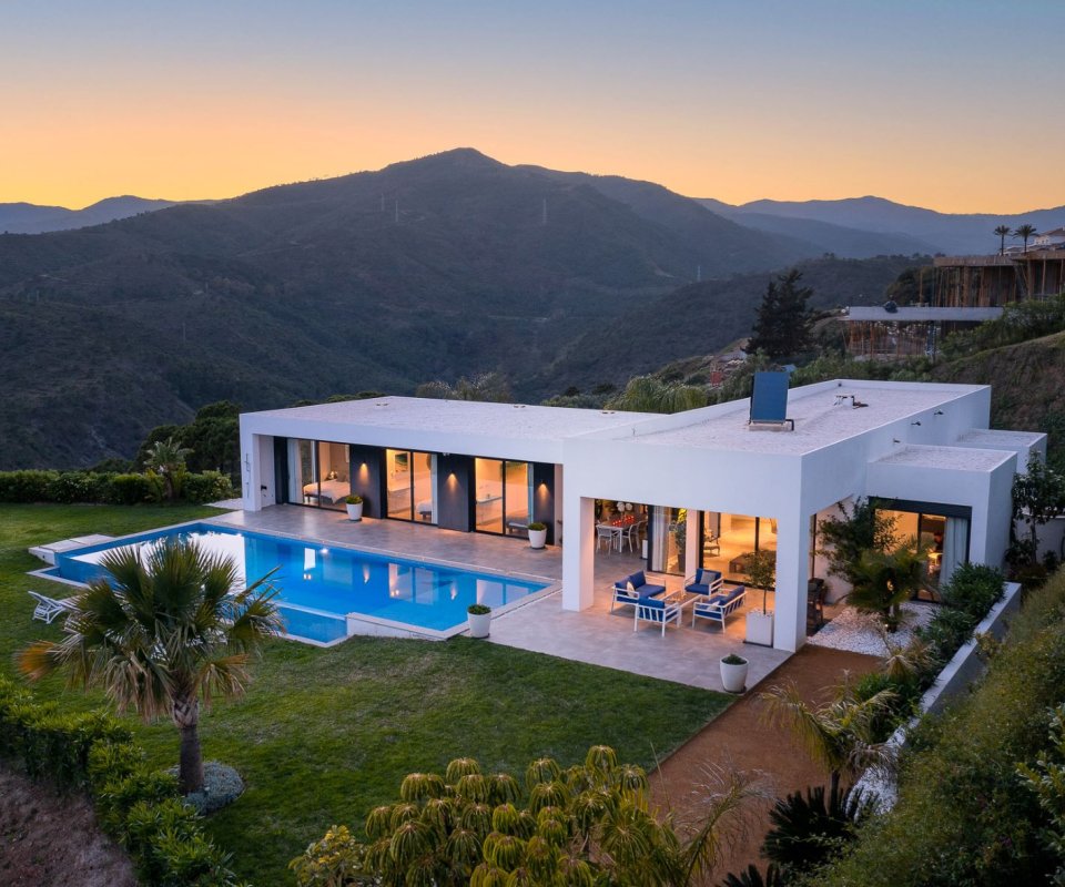 Villa in Montemayor with impressive panoramic views