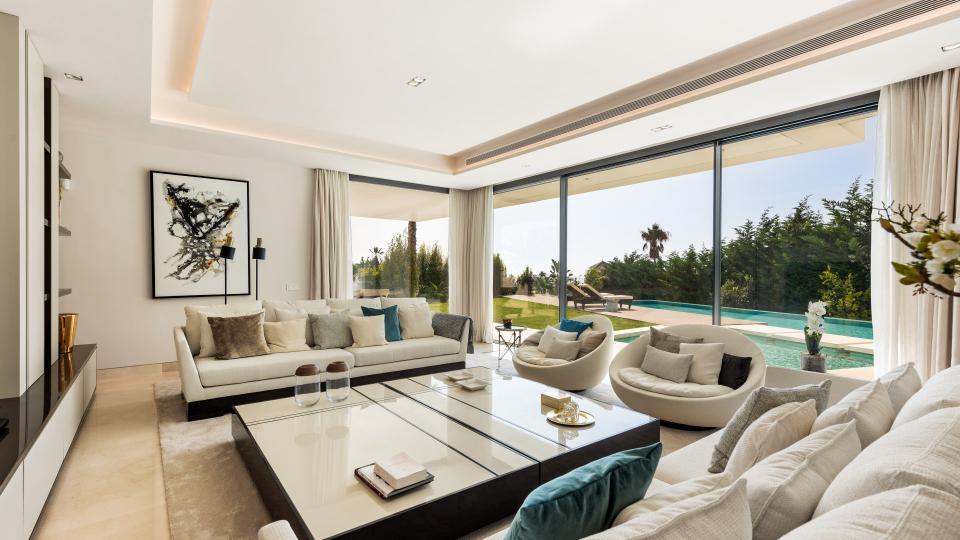 €5.295.000 Villa for sale in Real de Zaragoza, Marbella East | Panorama