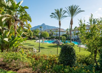 Short-term Only - Lovely apartment with views of La Concha and only a few steps from Puerto Banús