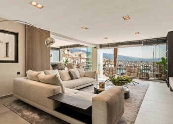 Stunning frontline apartment with spectacular sea and mountain views in Puerto Banús