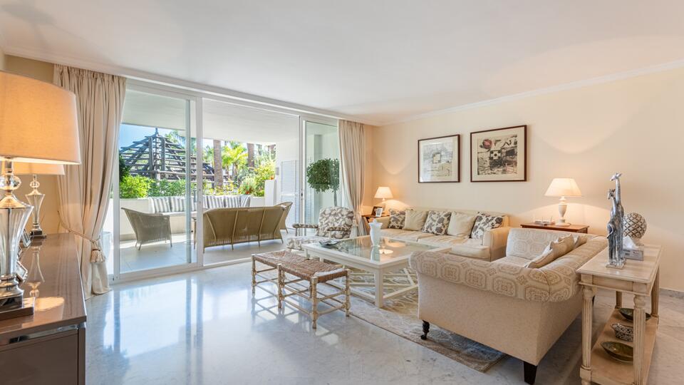 Luxury ground floor apartment in most desired Golden Mile beachside location